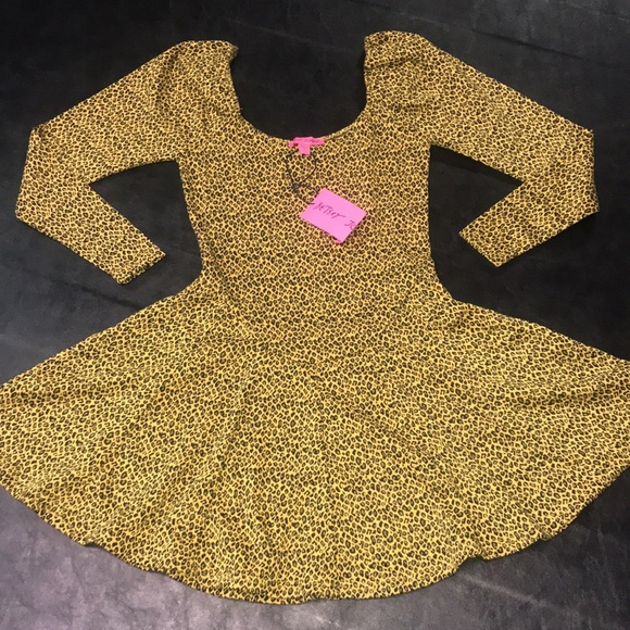 Betsey Johnson Dresses & Skirts - 🚨STEAL ALERT! Betsey Johnson Long Sleeved Mini Dress Size Small | NWT